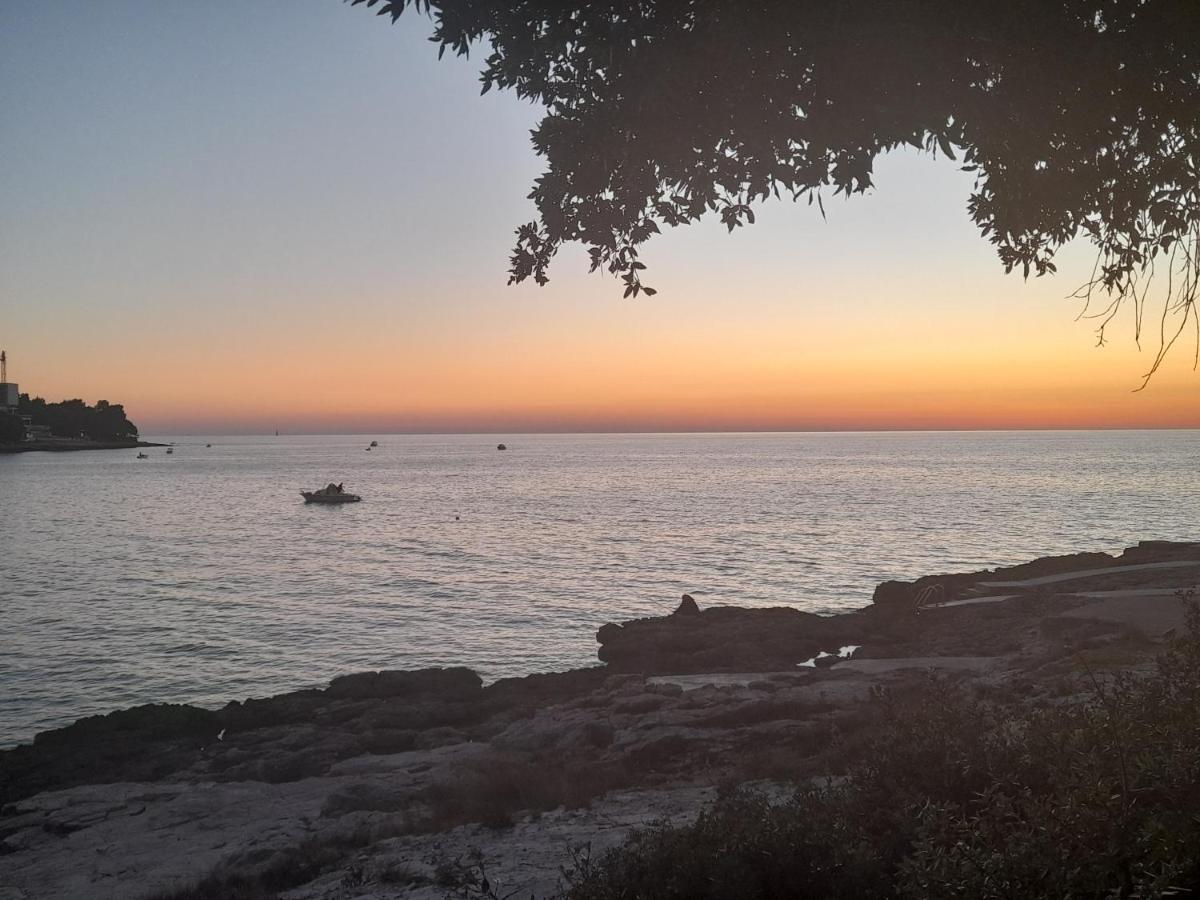 Apartmani Monte Pola Esterno foto
